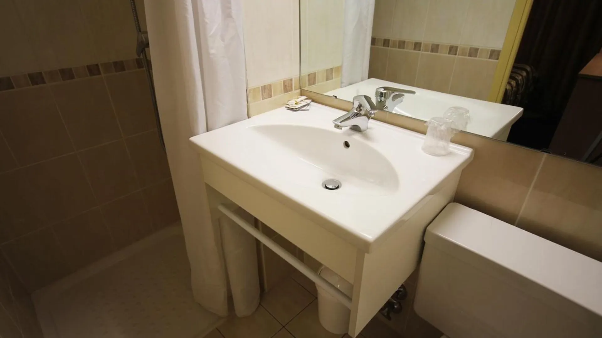 Hotel Des Trois Gares Paris