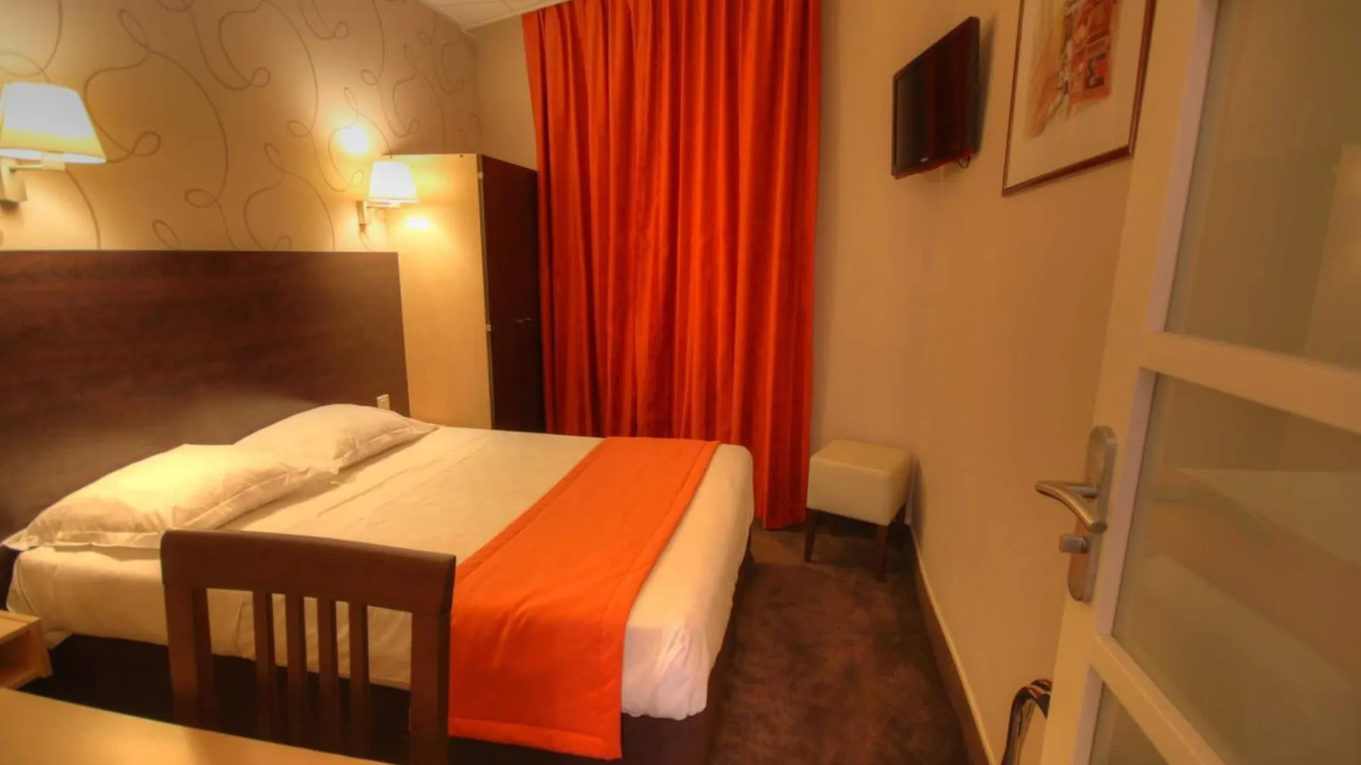 Hotel Des Trois Gares Paris