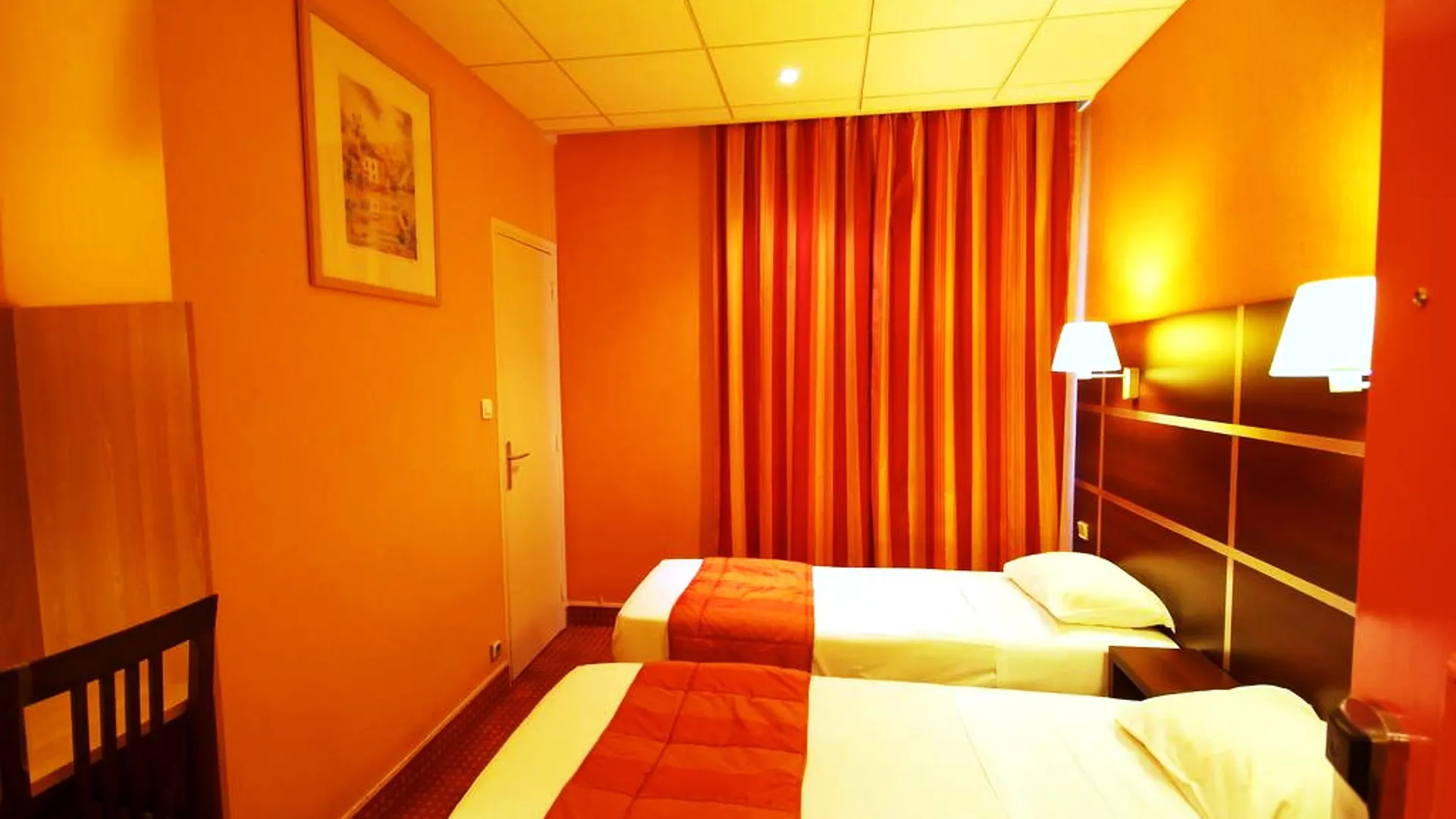 Hotel Des Trois Gares Paris