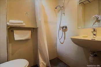 Hotel Des Trois Gares Paris 3*,