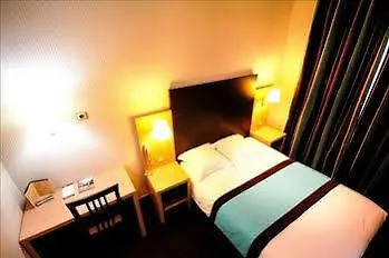 Hotel Des Trois Gares Paris
