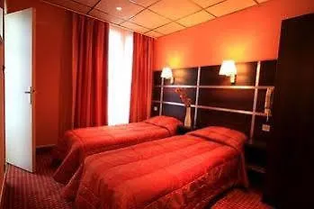 Hotel Des Trois Gares Paris 3*,  Fransa