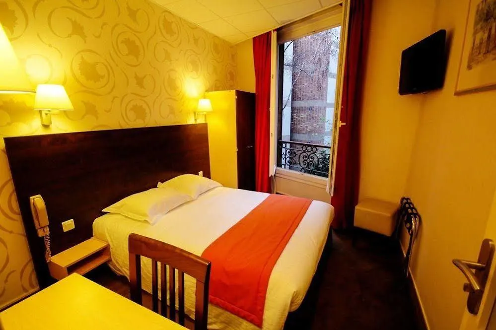 Hotel Des Trois Gares Paris