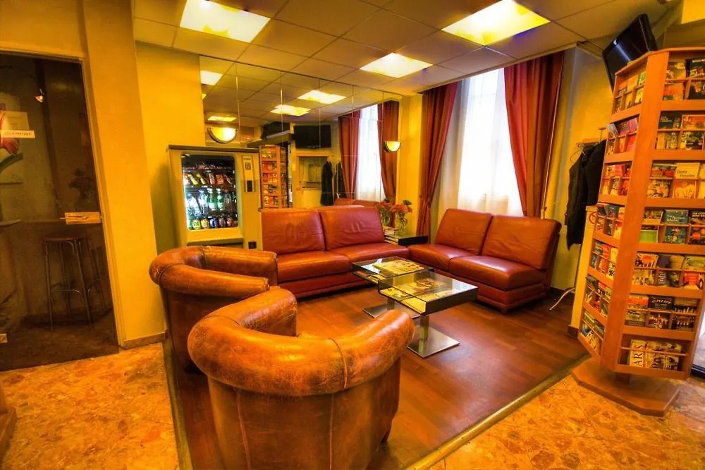 Hotel Des Trois Gares Párizs