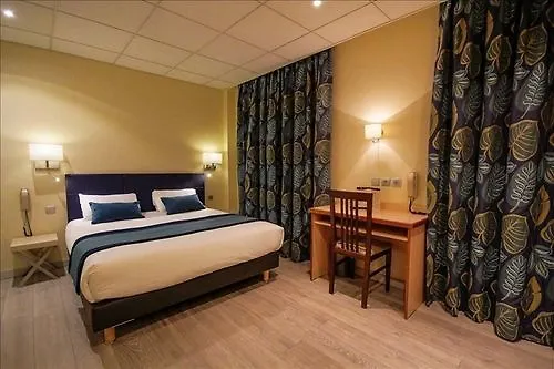 Hotel Des Trois Gares Párizs