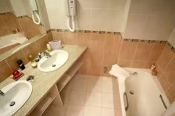 Hotel Des Trois Gares Párizs