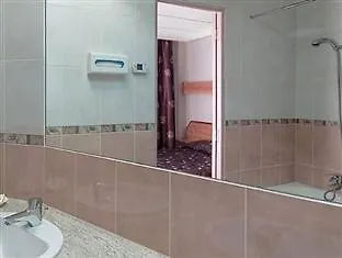 ***  Hotel Des Trois Gares Париж Франция